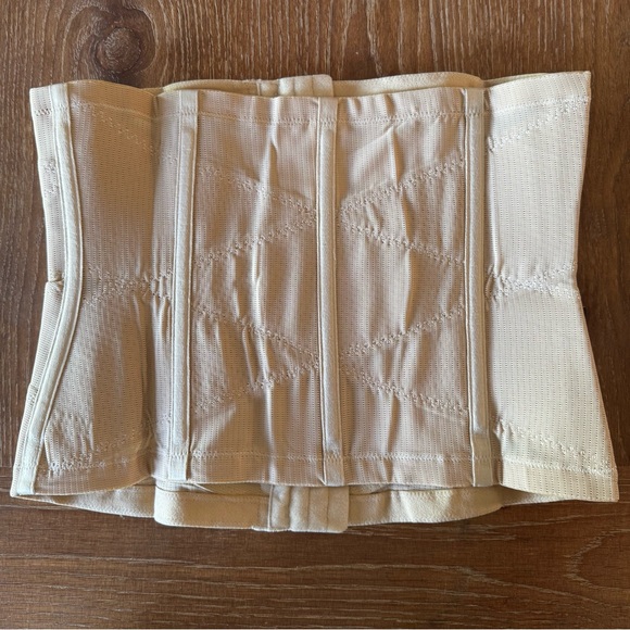 NWOT beige Loday waist trainer / corset L - Picture 7 of 11